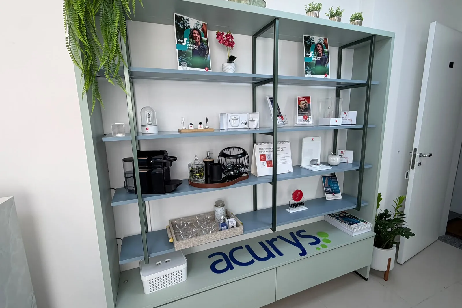 Interior da unidade Acurys de Jardins — sala de atendimento