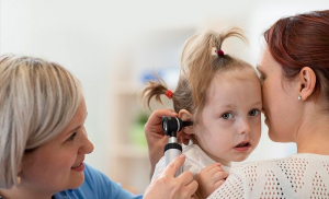 A maioria dos casos de perda auditiva em crianças podem ser evitados